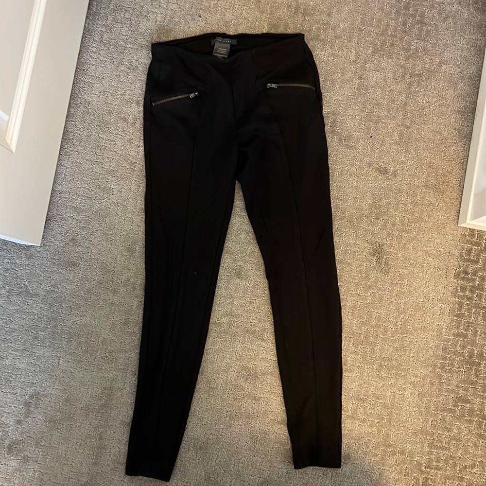 Black Pants - Suzy Shier